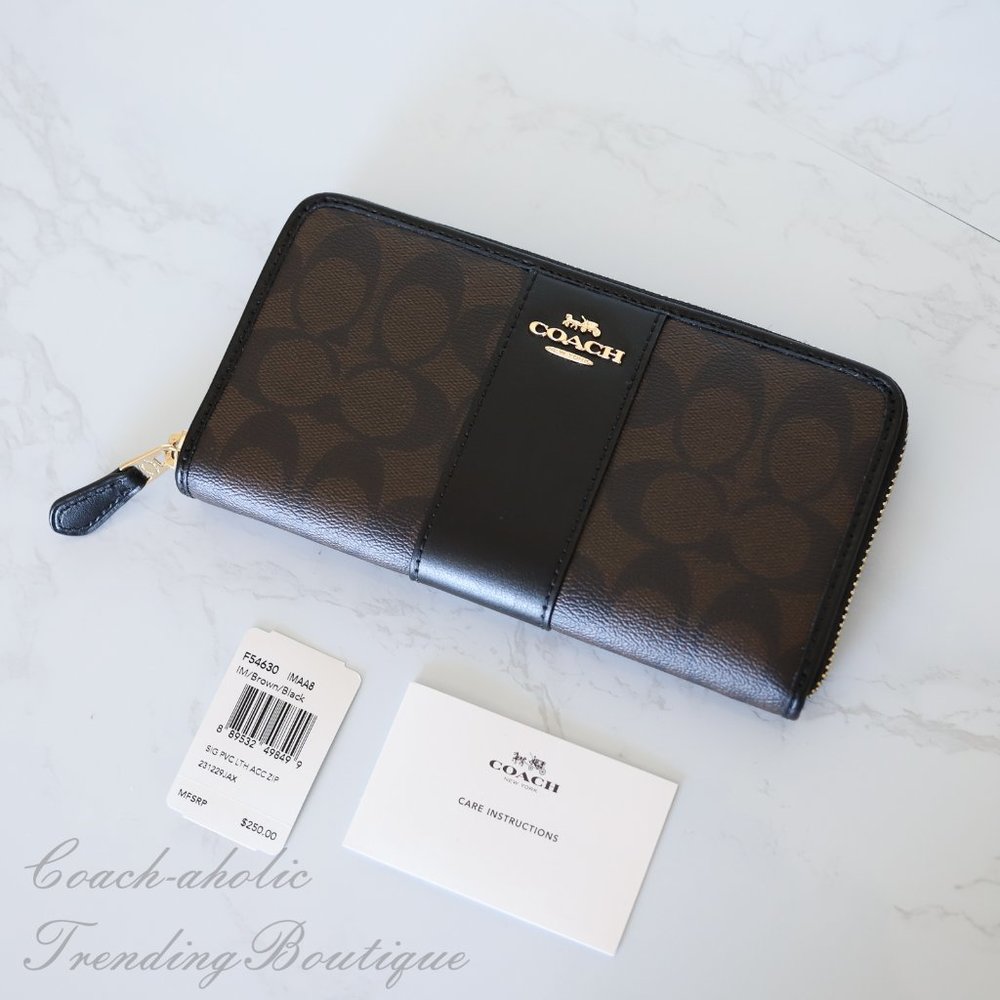 NWT Coach Signature Accordion Zip Around Wallet - Picture 7 of 7